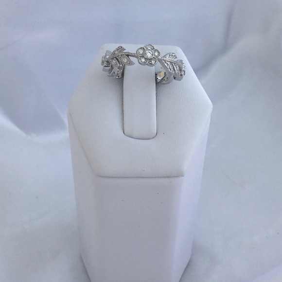 Sale $25! Sterling Silver Cz Flower Band - Picture 8 of 16